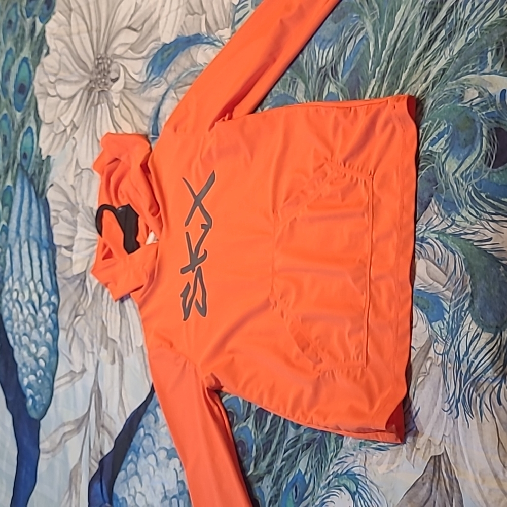 Big boys size 12 Skecher shirt